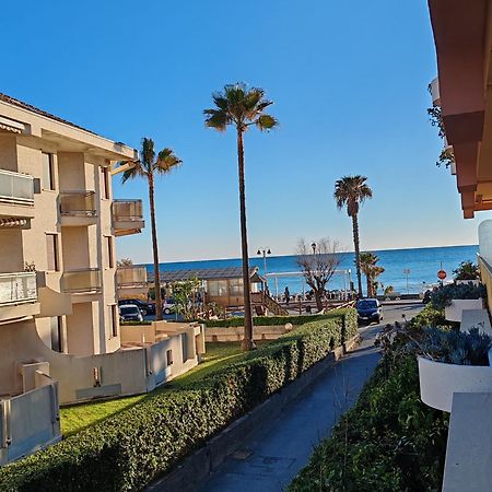 瓦莱克罗夏Relax Al Mare公寓 外观 照片